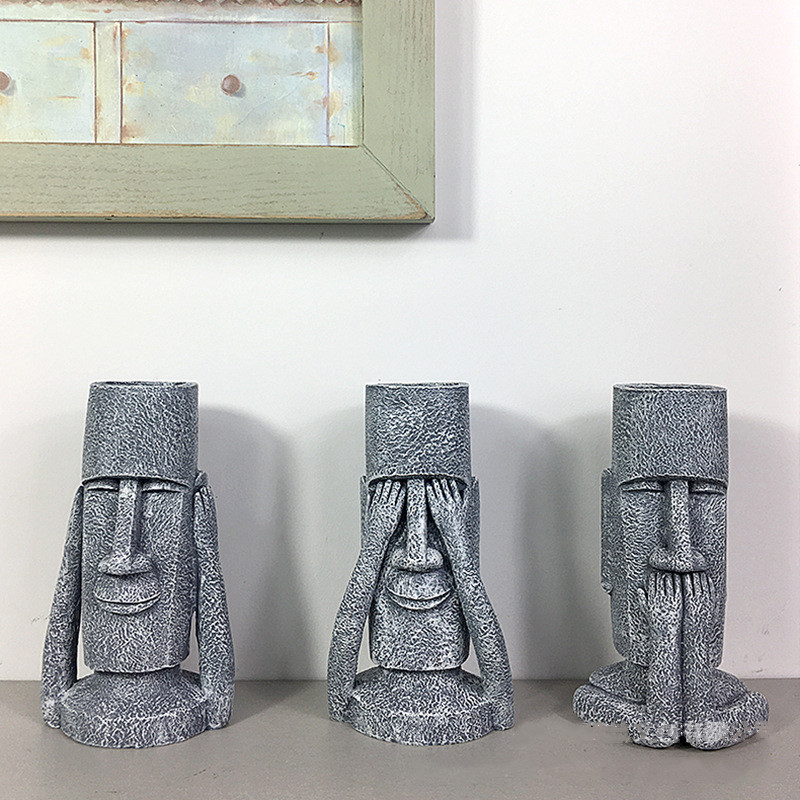 Resin Vase Human Abstract East - огляд і ціна Home Decor Express